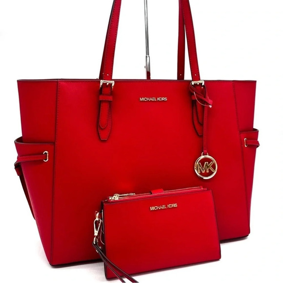 Michael Kors Gilly Large Drawstring
Shoulder Tote Bag & Double Zip Wallet - Picture 1 of 15